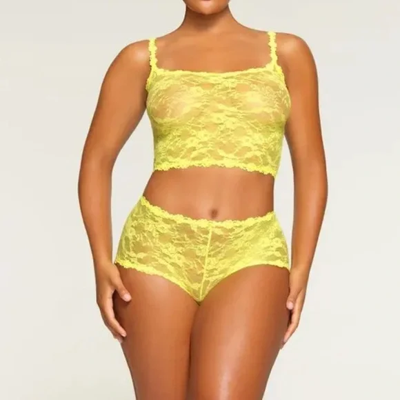 SKIMS NWT Limited Edition Stretch Lace Cami in Yellow Highlighter XL - Picture 2 of 2